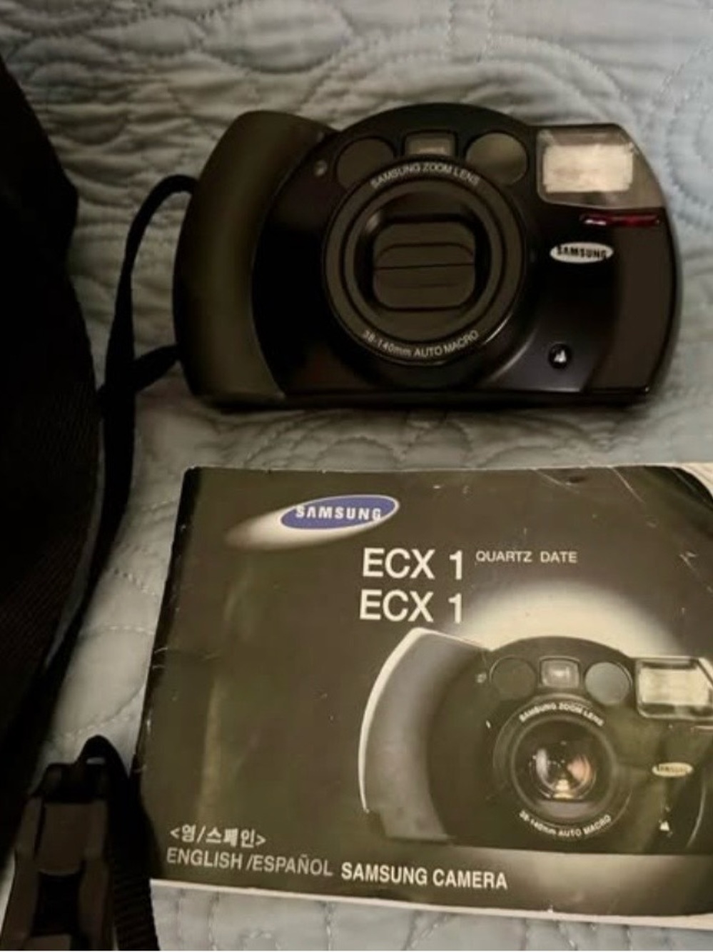 Samsung ECX-1 Black Compact Film Camera 35mm Works-new batteries
